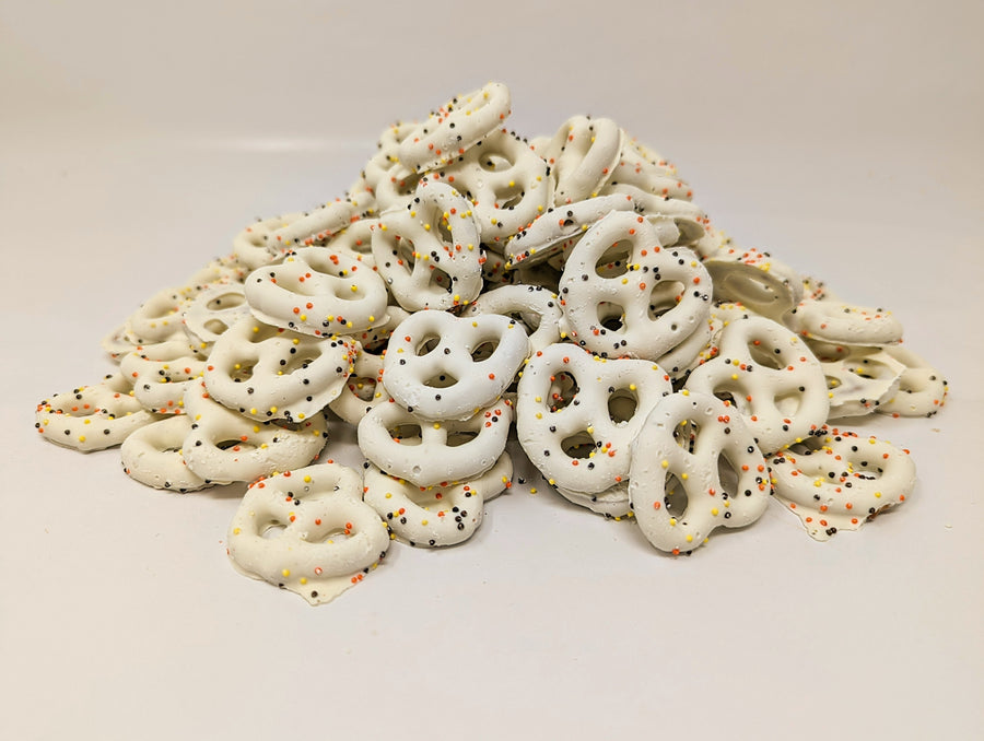 Frosted Harvest White Pretzels 12 oz